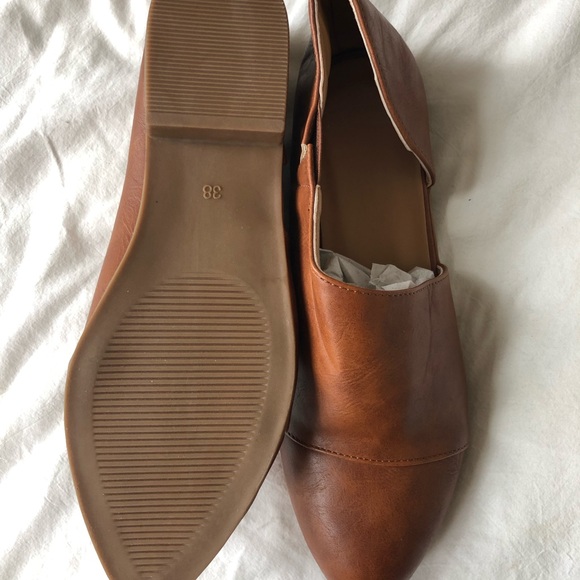 SHEIN tan cut out flats - Picture 2 of 2